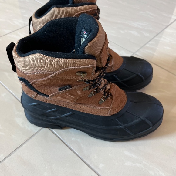 #2752 Kamik Fargo 3M 200G Thinsulate snow winter proof boots US 13